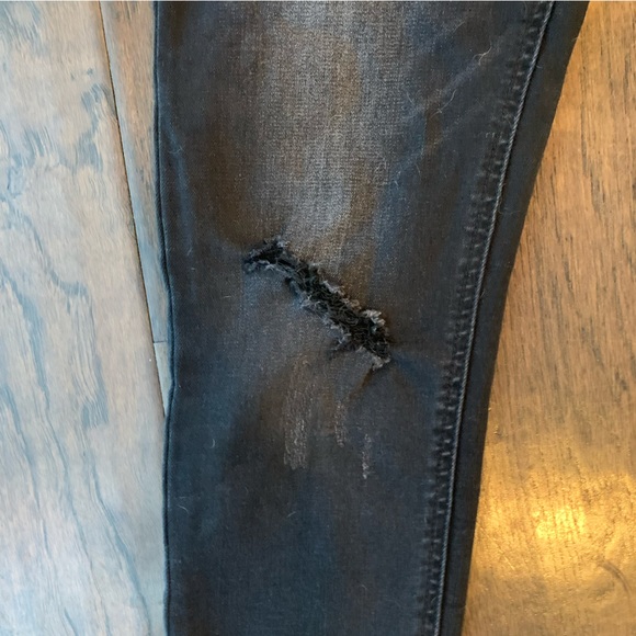 Vervet Distressed Jeans from Altar’d State - Picture 6 of 9